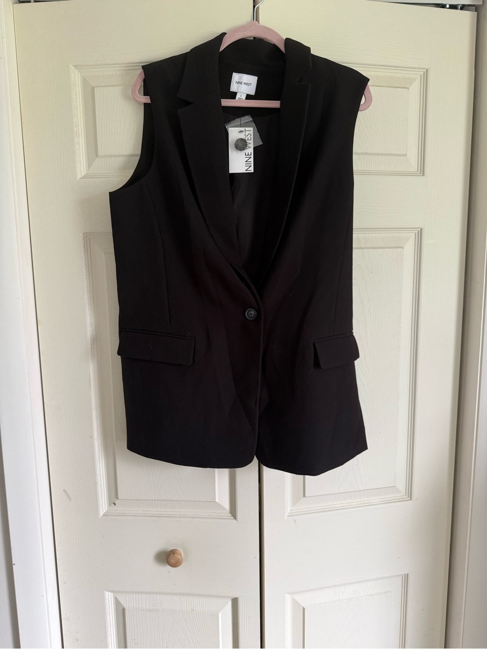 Nine West Black Sleeveless Tailored Vest Blazer
